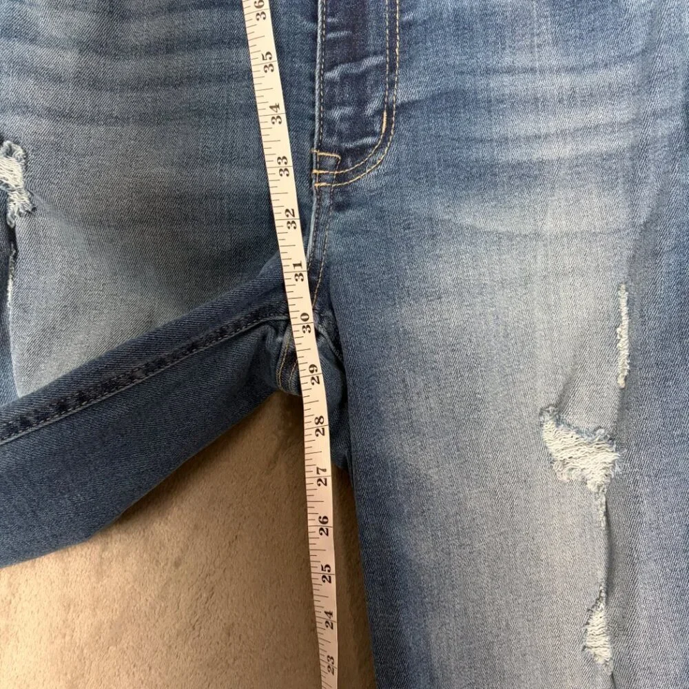 Edgely Maurices Relaxed Straight Jeans Women's 2 Blue High Rise Mom Distressed